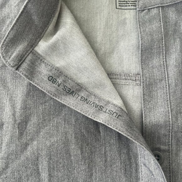 NWT FIGS Rafaela Oversized Scrub Top XS Slate Gray Technical Collection - Picture 5 of 7